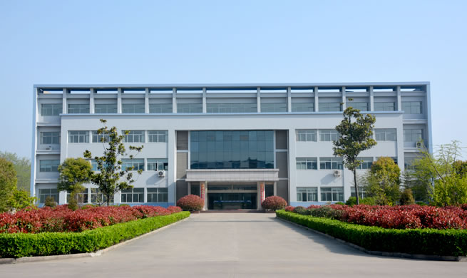 工作臺廣告設計的關(guān)鍵要素與創(chuàng)新策略